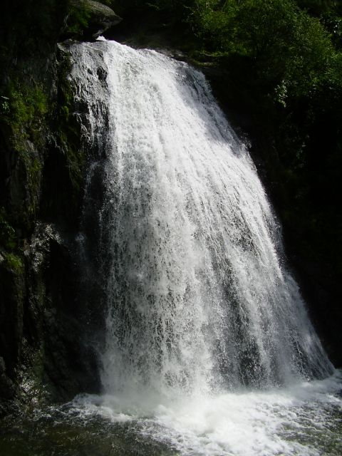 водопад корбу